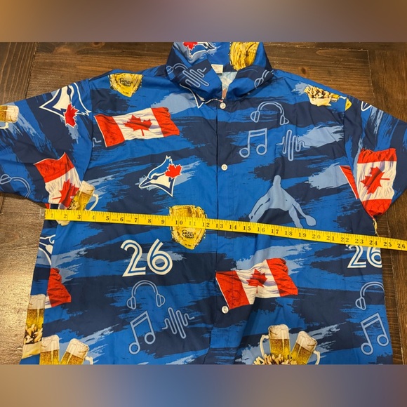 Toronto Blue Jays Hawaiian Shirt Stadium Giveaway - RARE - Picture 5 of 6